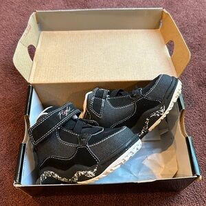 Size 5 children Jorden sneakers